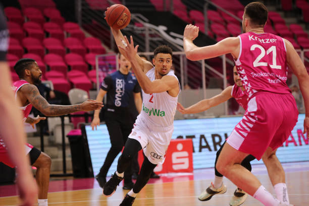 卢卡库继续 卢卡库继续